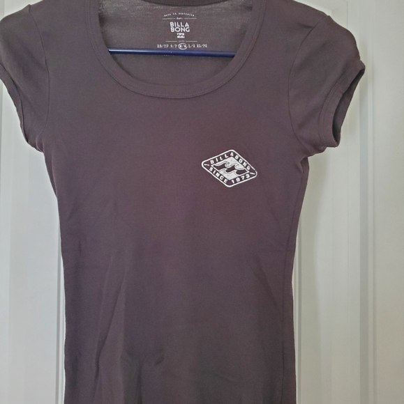 Billabong T-Shirt - Picture 1 of 3